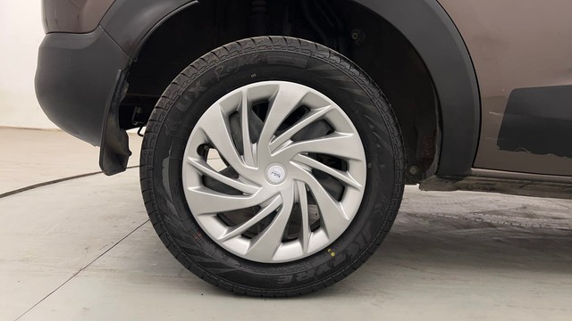 Second-hand 2022 Renault Triber RXZ for sale in Chandigarh-18