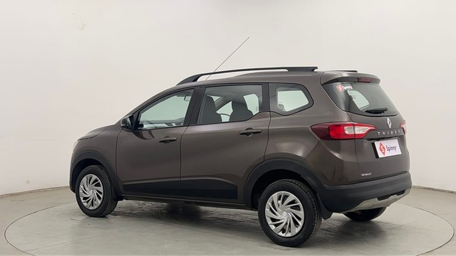 Second-hand 2022 Renault Triber RXZ for sale in Chandigarh-5