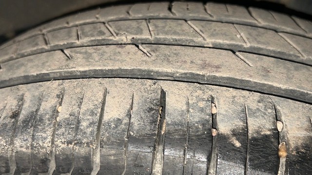 Second-hand 2022 Renault Triber RXZ for sale in Chandigarh-38