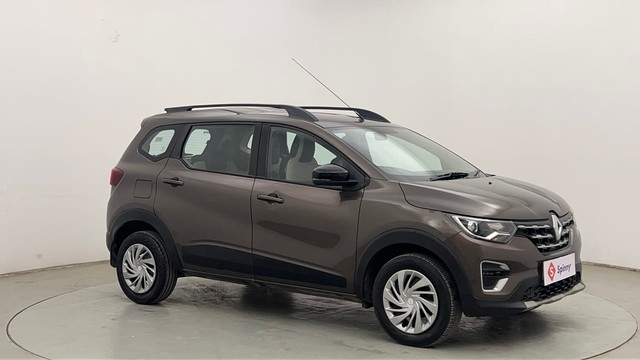 Second-hand 2022 Renault Triber RXZ for sale in Chandigarh-1