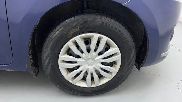 Second-hand 2017 Maruti Dzire VXI CNG for sale in Noida-17