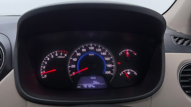 Second-hand 2015 Hyundai Grand i10 1.2 Kappa Sportz BSIV for sale in Noida-13