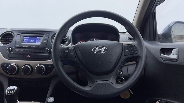 Second-hand 2015 Hyundai Grand i10 1.2 Kappa Sportz BSIV for sale in Noida-25