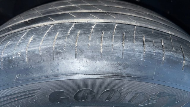 Second-hand 2019 Land Rover Discovery Sport Petrol HSE 7S for sale in Gurgaon-26