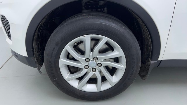 Second-hand 2019 Land Rover Discovery Sport Petrol HSE 7S for sale in Gurgaon-20