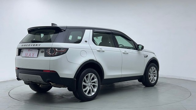 Second-hand 2019 Land Rover Discovery Sport Petrol HSE 7S for sale in Gurgaon-3