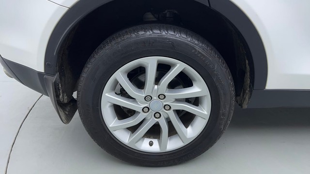 Second-hand 2019 Land Rover Discovery Sport Petrol HSE 7S for sale in Gurgaon-18