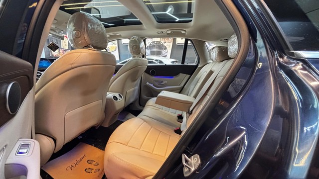 Second-hand 2020 Mercedes-Benz GLC 200 for sale in Pune-10