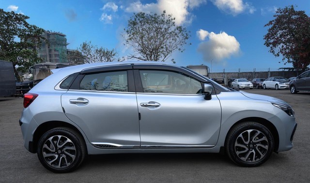 Second-hand 2023 Maruti Baleno Alpha AMT for sale in Mumbai-1