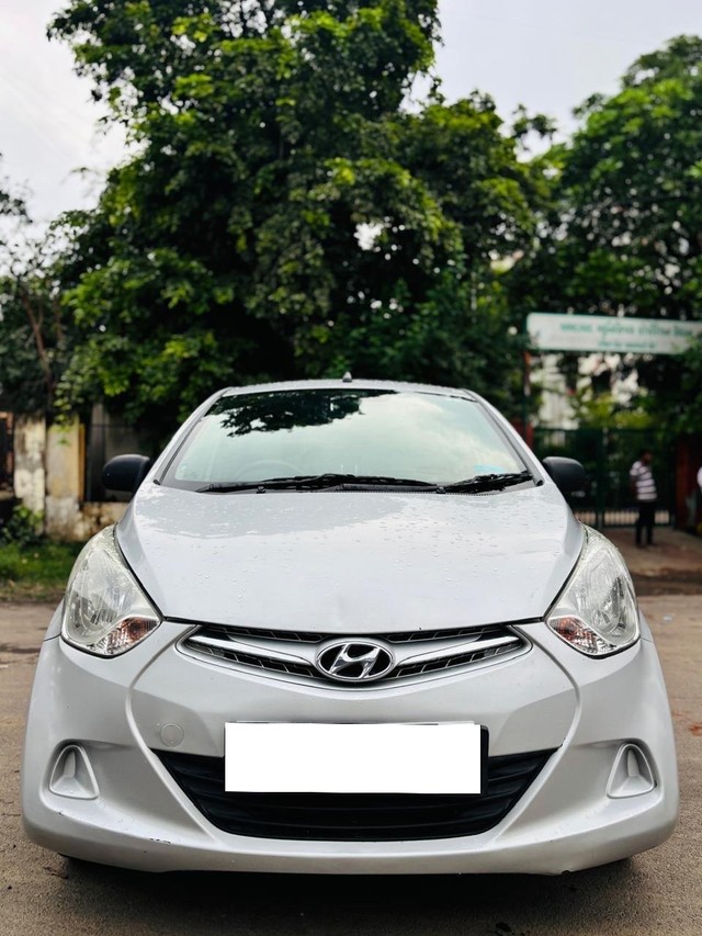 Second-hand 2017 Hyundai EON D Lite Plus for sale in Ahmedabad-5