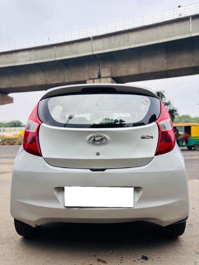 Second-hand 2017 Hyundai EON D Lite Plus for sale in Ahmedabad-2