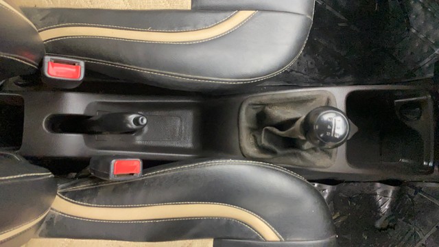 Second-hand 2013 Hyundai EON Magna Optional for sale in Ahmedabad-13