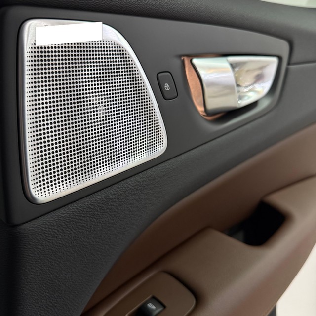 Second-hand 2023 Volvo XC60 B5 Ultimate BSVI for sale in Chennai-5