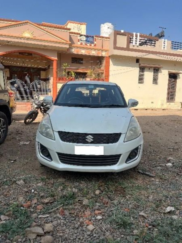 Second-hand 2017 Maruti Suzuki Swift VXI for sale in Mandsaur-8