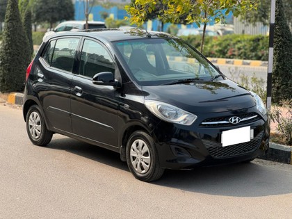 Second-hand 2012 Hyundai i10 Sportz AT for sale in Hyderabad