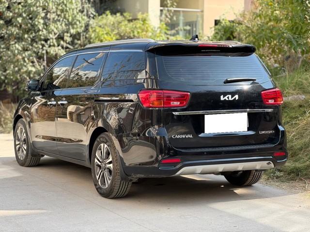 Second-hand 2022 Kia Carnival Limousine Plus for sale in Hyderabad-8