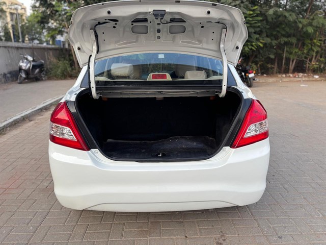 Second-hand 2016 Maruti Swift Dzire VXI for sale in Ahmedabad-12