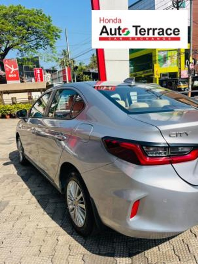 Second-hand 2020 Honda City 1.5 GXI CVT for sale in Kozhikode-3