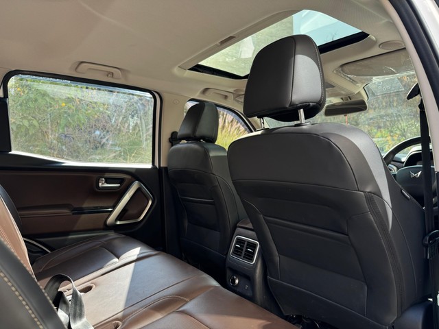 Second-hand 2023 Mahindra Scorpio N Z8 Diesel AT BSVI for sale in Hyderabad-6