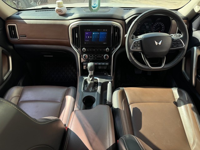 Second-hand 2023 Mahindra Scorpio N Z8 Diesel AT BSVI for sale in Hyderabad-11