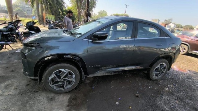 Second-hand 2024 Tata Curvv Pure Plus S for sale in Bharuch-4