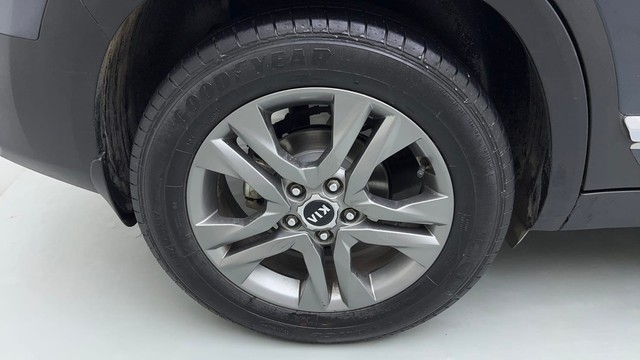 Second-hand 2020 Kia Seltos HTX IVT for sale in Ghaziabad-18