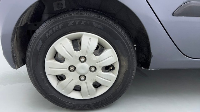 Second-hand 2013 Hyundai i10 Sportz 1.1L for sale in Ghaziabad-18