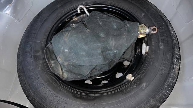 Second-hand 2013 Hyundai i10 Sportz 1.1L for sale in Ghaziabad-21