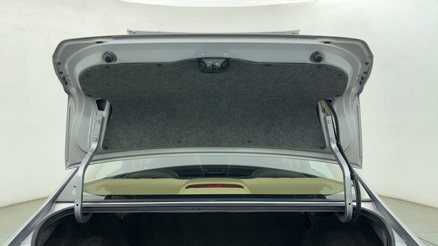 Second-hand 2023 Honda Amaze V CVT for sale in Chennai-27