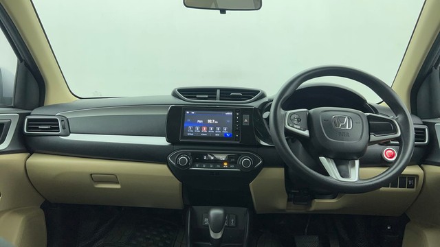 Second-hand 2023 Honda Amaze V CVT for sale in Chennai-11