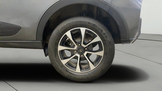 Second-hand 2021 Tata Nexon XZ Plus DualTone Roof for sale in New Delhi-27