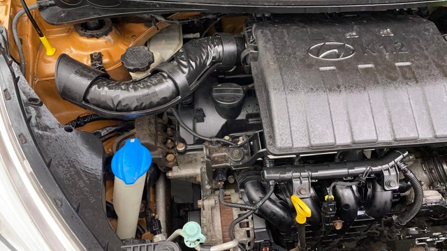 Second-hand 2014 Hyundai Grand i10 1.2 Kappa Sportz Option AT for sale in Chennai-39