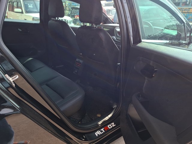 Second-hand 2023 Tata Altroz XZ Plus for sale in Kolkata-7