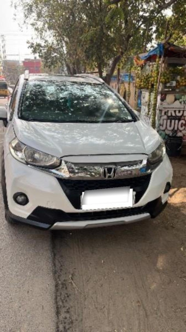 Second-hand 2017 Honda WR-V i-VTEC VX for sale in Ranga reddy-2