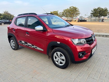 Second-hand 2017 Renault KWID 1.0 RXT Optional AT 2016-2019 for sale in Ahmedabad
