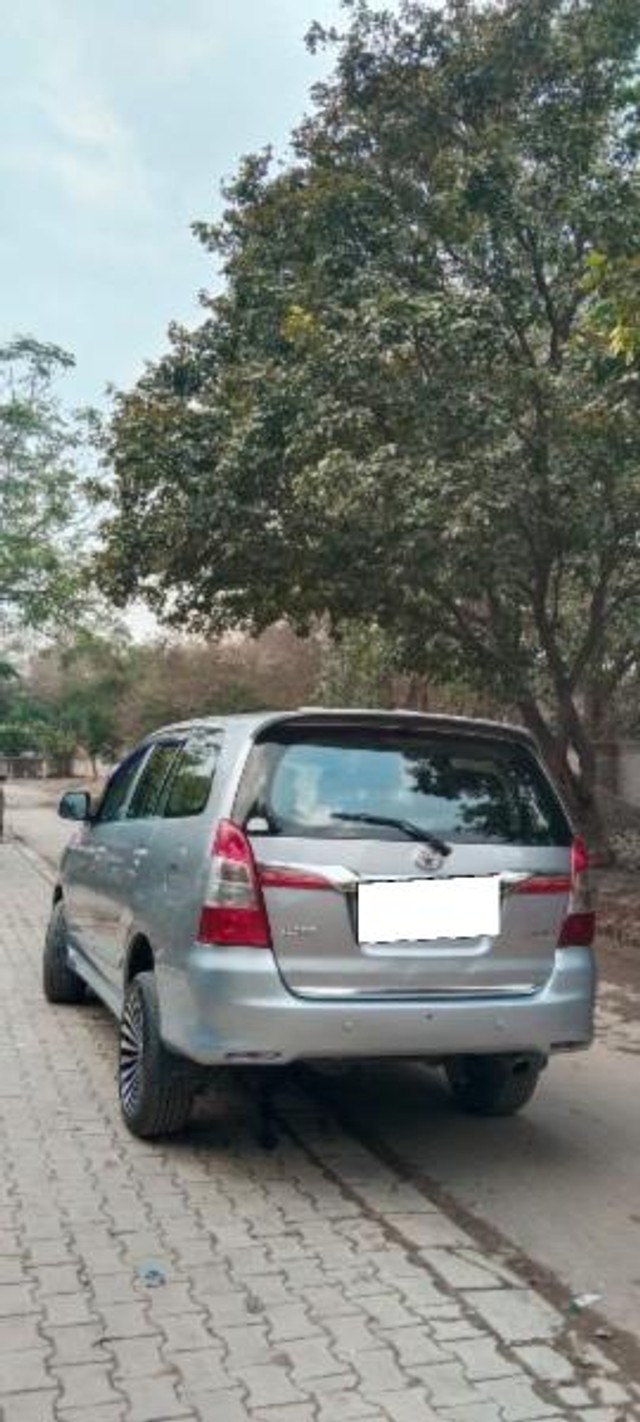 Second-hand 2015 Toyota Innova 2.5 G (Diesel) 7 Seater BS IV for sale in Chandigarh-1