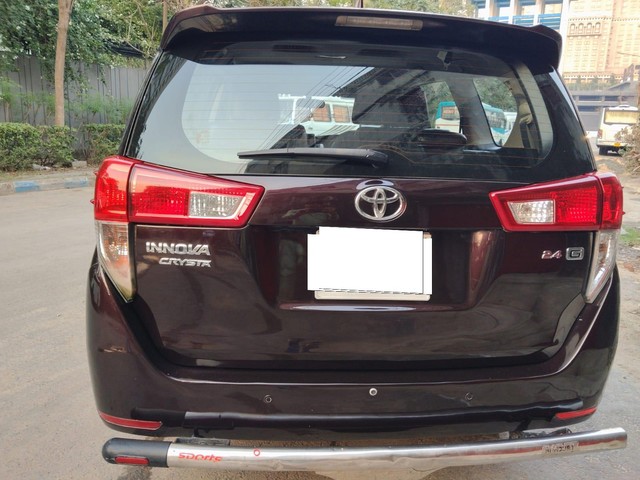 Second-hand 2018 Toyota Innova Crysta 2.4 G MT 8S BSIV for sale in Kolkata-1