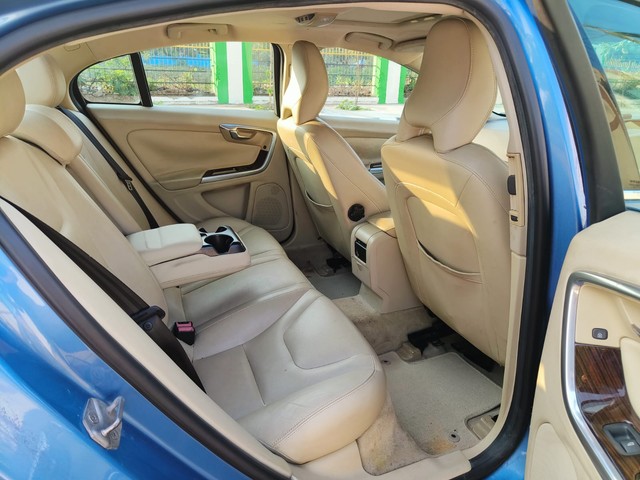Second-hand 2016 Volvo S60 D4 KINETIC for sale in Chennai-8