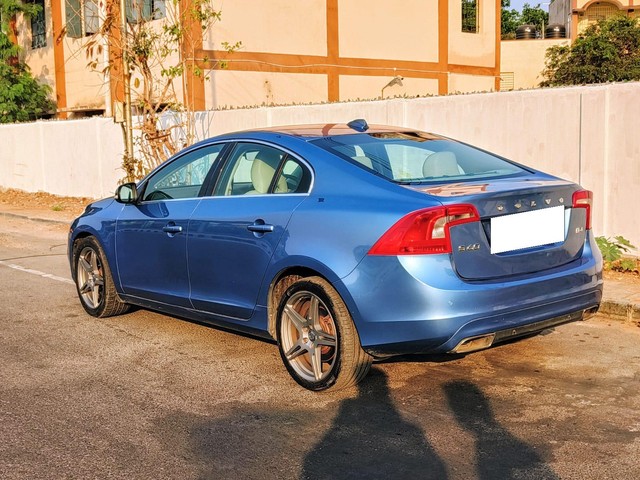 Second-hand 2016 Volvo S60 D4 KINETIC for sale in Chennai-4