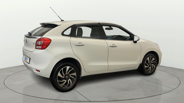 Second-hand 2019 Toyota Glanza V CVT for sale in Noida-2