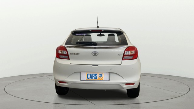 Second-hand 2019 Toyota Glanza V CVT for sale in Noida-3