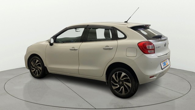 Second-hand 2019 Toyota Glanza V CVT for sale in Noida-4