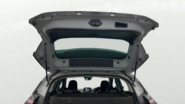 Second-hand 2023 Tata Nexon Pure for sale in Lucknow-20