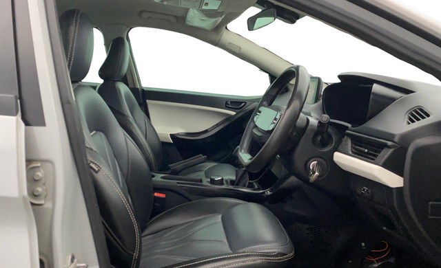 Second-hand 2023 Tata Nexon Pure for sale in Lucknow-15