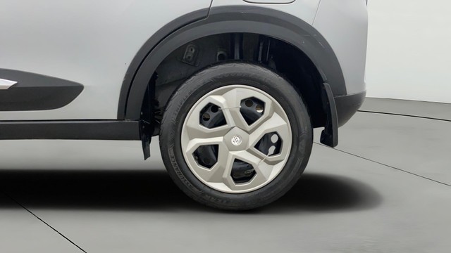 Second-hand 2023 Tata Nexon Pure for sale in Lucknow-26