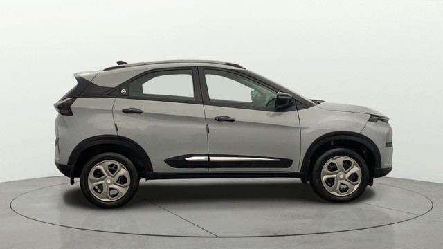 Second-hand 2023 Tata Nexon Pure for sale in Lucknow-1