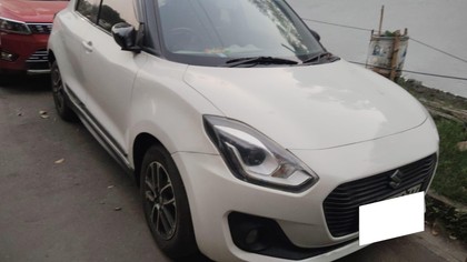 Second-hand 2018 Maruti Suzuki Swift AMT ZXI Plus for sale in Kolkata