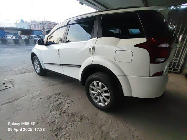 Second-hand 2019 Mahindra XUV500 W9 2WD for sale in Kolkata-3