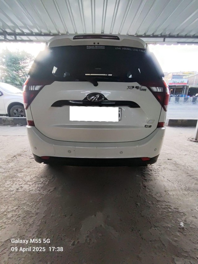 Second-hand 2019 Mahindra XUV500 W9 2WD for sale in Kolkata-1