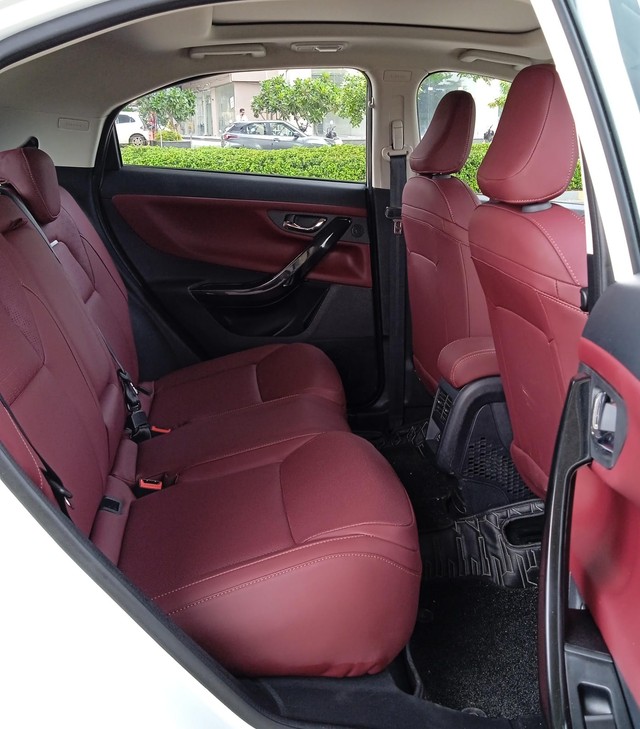 Second-hand 2025 Tata Curvv Accomplished S DCA for sale in Ahmedabad-8